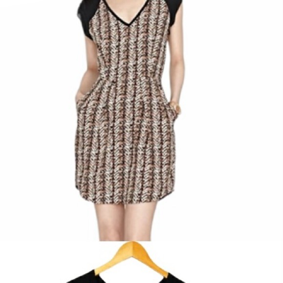 Fossil Short Sleeve Boho Print Dress with Pockets Black & Brown L - Picture 8 of 9